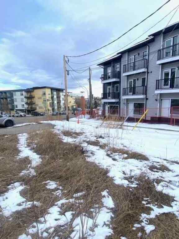MLS® A2208345 - 411 Edmonton Trail NE in Crescent Heights Calgary, Land