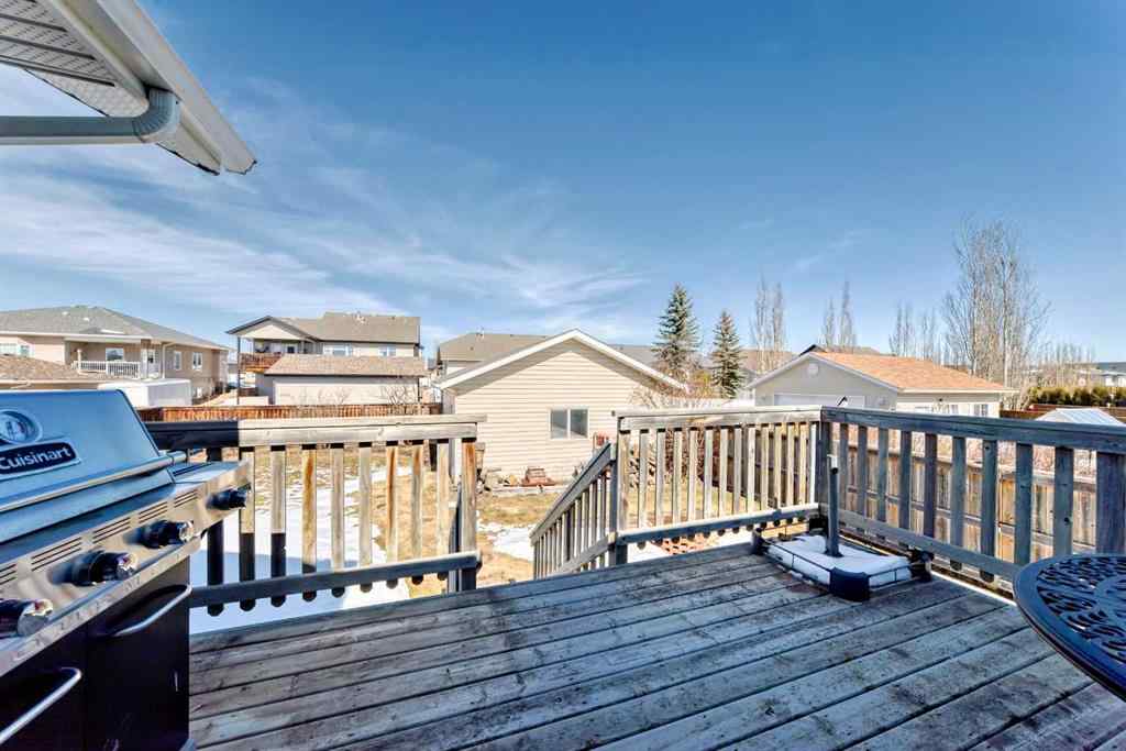 MLS® A2208349 - 5910 61 Avenue  in Lucas Heights Ponoka, Residential