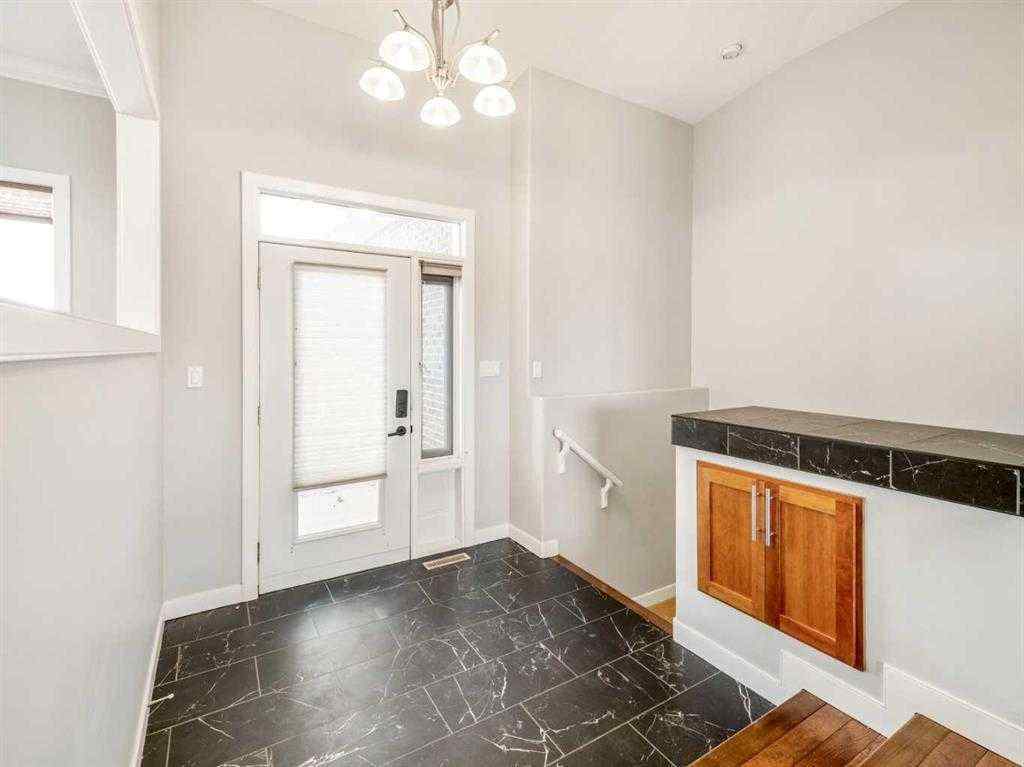 MLS® A2208480 - 2804 23 Street  in NONE Coaldale, Residential