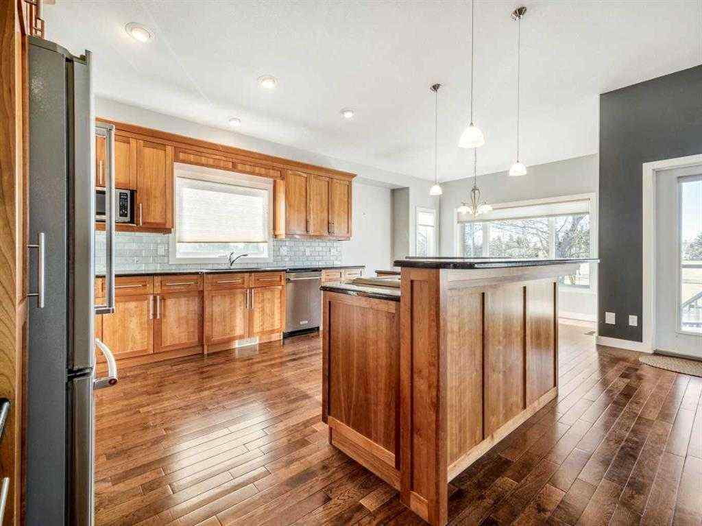 MLS® A2208480 - 2804 23 Street  in NONE Coaldale, Residential