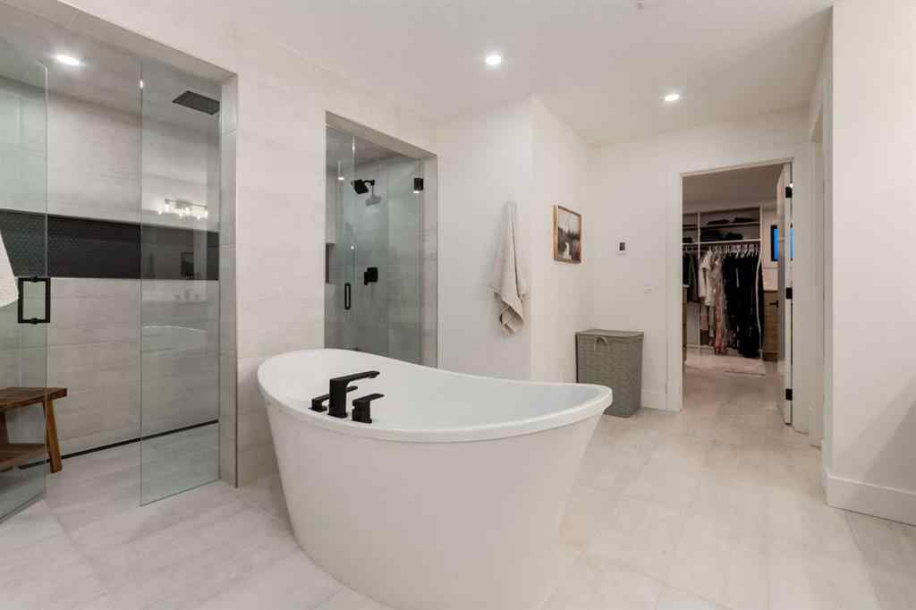 MLS® A2208488 - 10 Stillwater Bay  in Artesia at Heritage Pointes Heritage Pointe, Residential