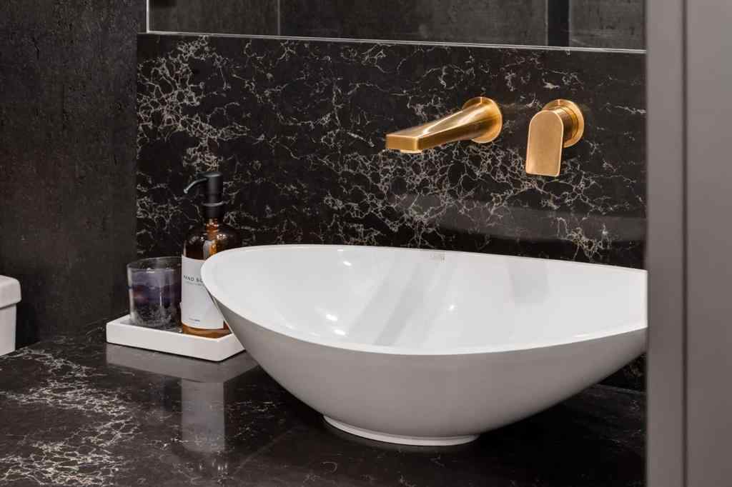 MLS® A2208488 - 10 Stillwater Bay  in Artesia at Heritage Pointes Heritage Pointe, Residential
