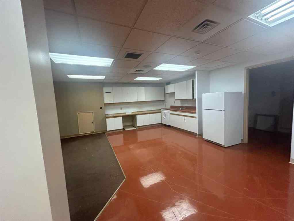 MLS® A2208493 - 602 3 Street SE in SE Hill Medicine Hat, Commercial