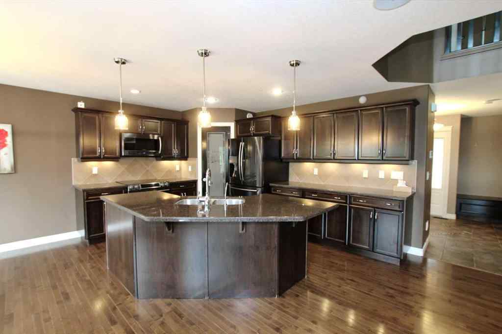 MLS® A2208564 - 18 Lakeland Road  in Lakeway Landing Sylvan Lake, Residential
