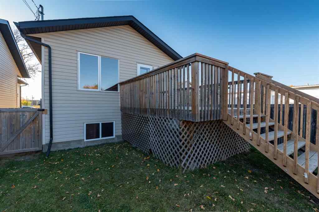 MLS® A2208582 - 5315 50 Avenue  in North Lloydminster Lloydminster, Residential