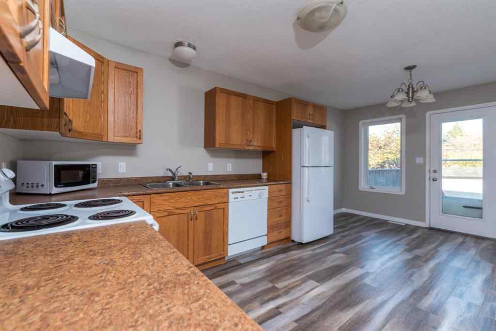 MLS® A2208582 - 5315 50 Avenue  in North Lloydminster Lloydminster, Residential