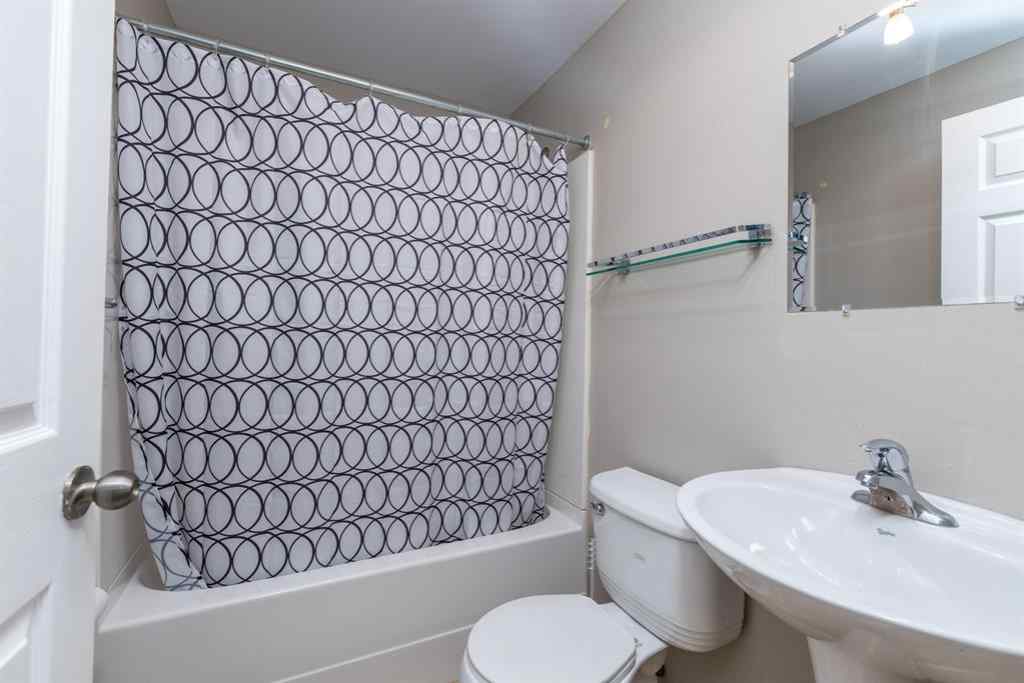 MLS® A2208582 - 5315 50 Avenue  in North Lloydminster Lloydminster, Residential