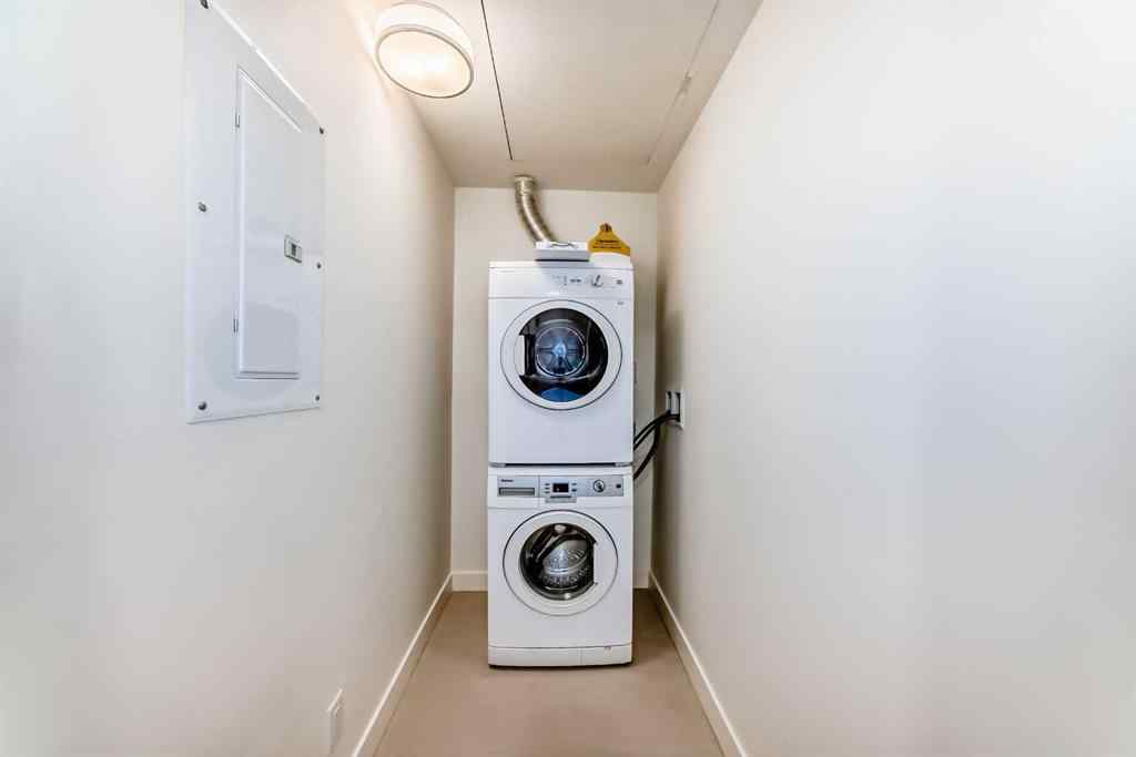 MLS® A2208607 - Unit #807 118 Waterfront Court SW in Chinatown Calgary, Residential