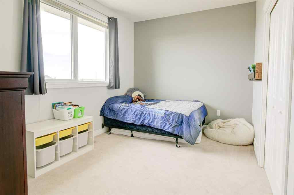MLS® A2208653 - 441 Hartley Avenue  in NONE Stirling, Residential