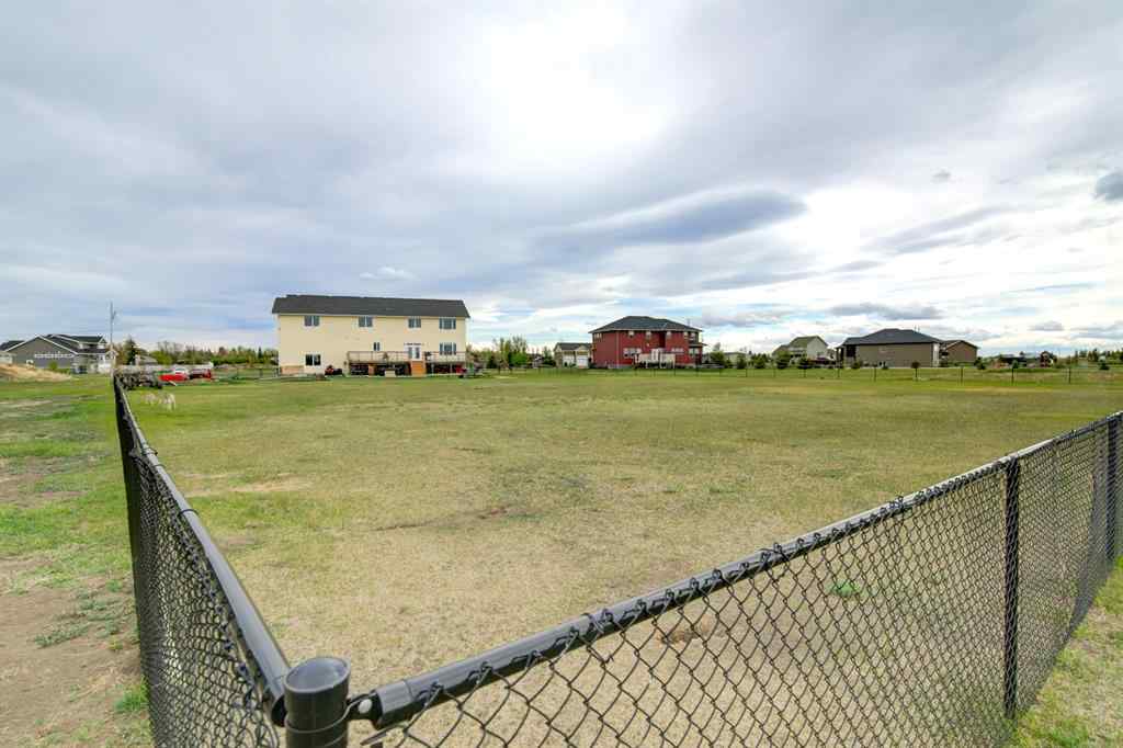 MLS® A2208653 - 441 Hartley Avenue  in NONE Stirling, Residential