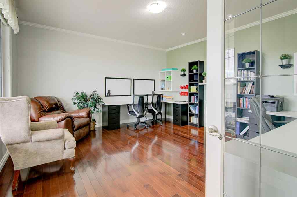 MLS® A2208653 - 441 Hartley Avenue  in NONE Stirling, Residential
