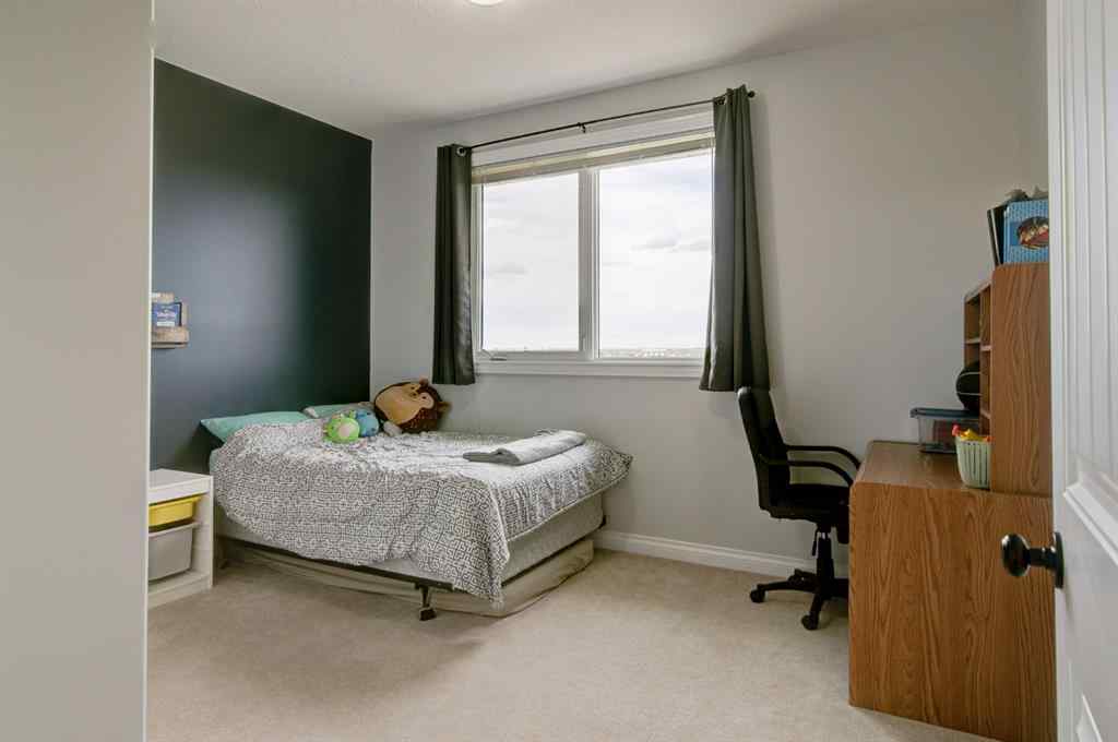 MLS® A2208653 - 441 Hartley Avenue  in NONE Stirling, Residential