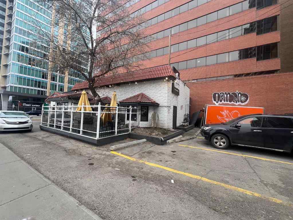MLS® A2208696 - 402 8 Street SW in Downtown Commercial Core Calgary, Commercial