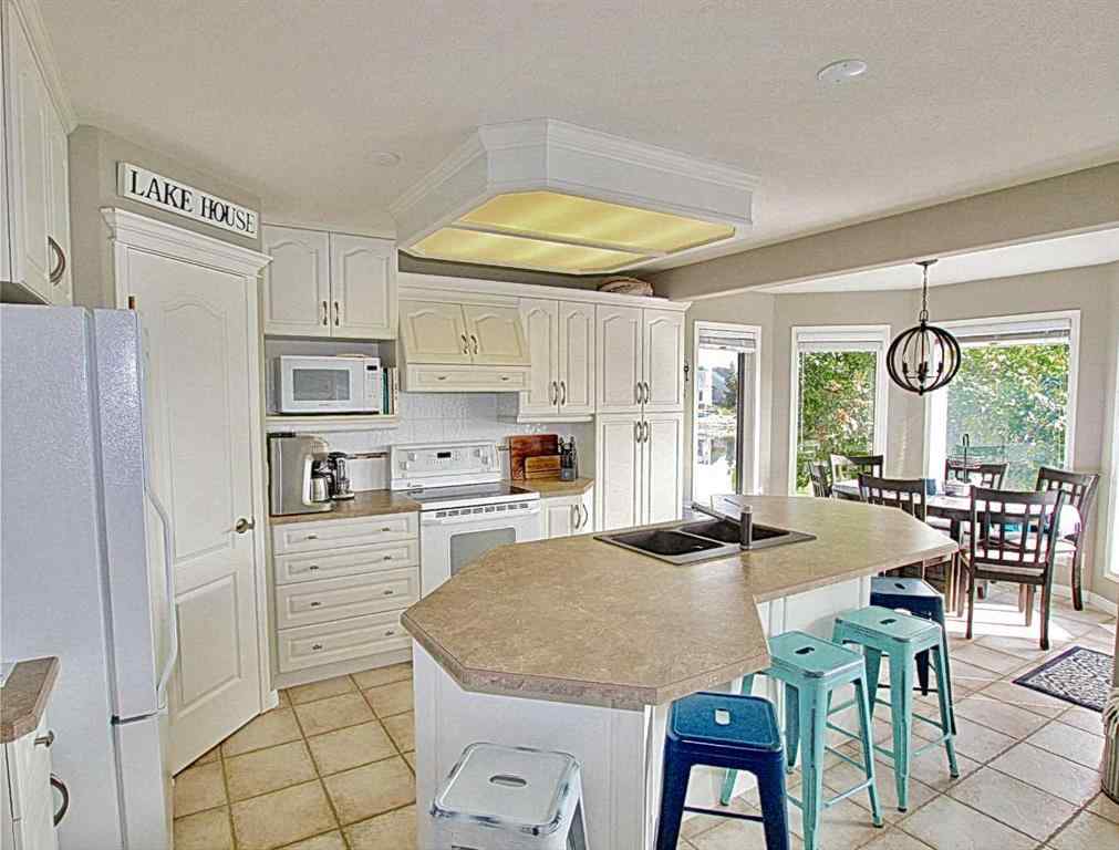 MLS® A2208726 - 308 Marina Bay Place  in Marina Bay Sylvan Lake, Residential