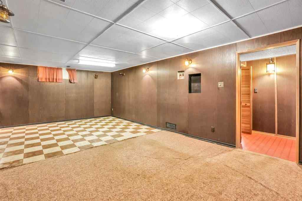 MLS® A2208915 - 924 Mayland Drive NE in Mayland Heights Calgary, Residential