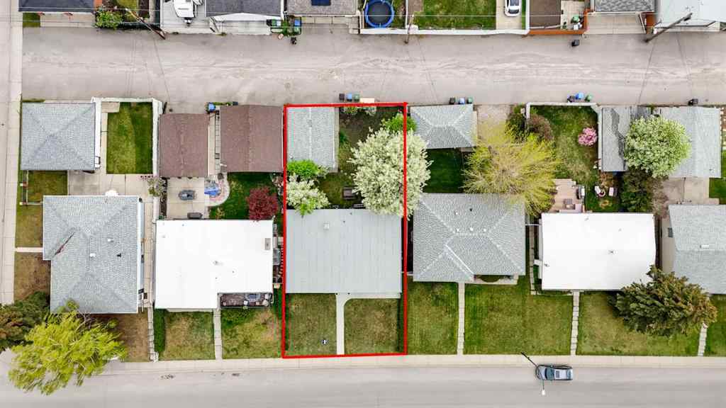 MLS® A2208915 - 924 Mayland Drive NE in Mayland Heights Calgary, Residential