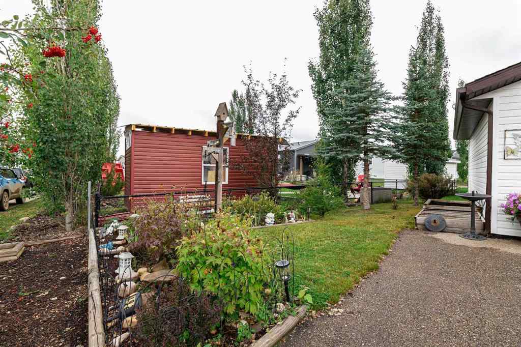 MLS® A2208928 - Unit #192 10046 Township Road 422   in Raymond Shores Rural Ponoka County, Residential