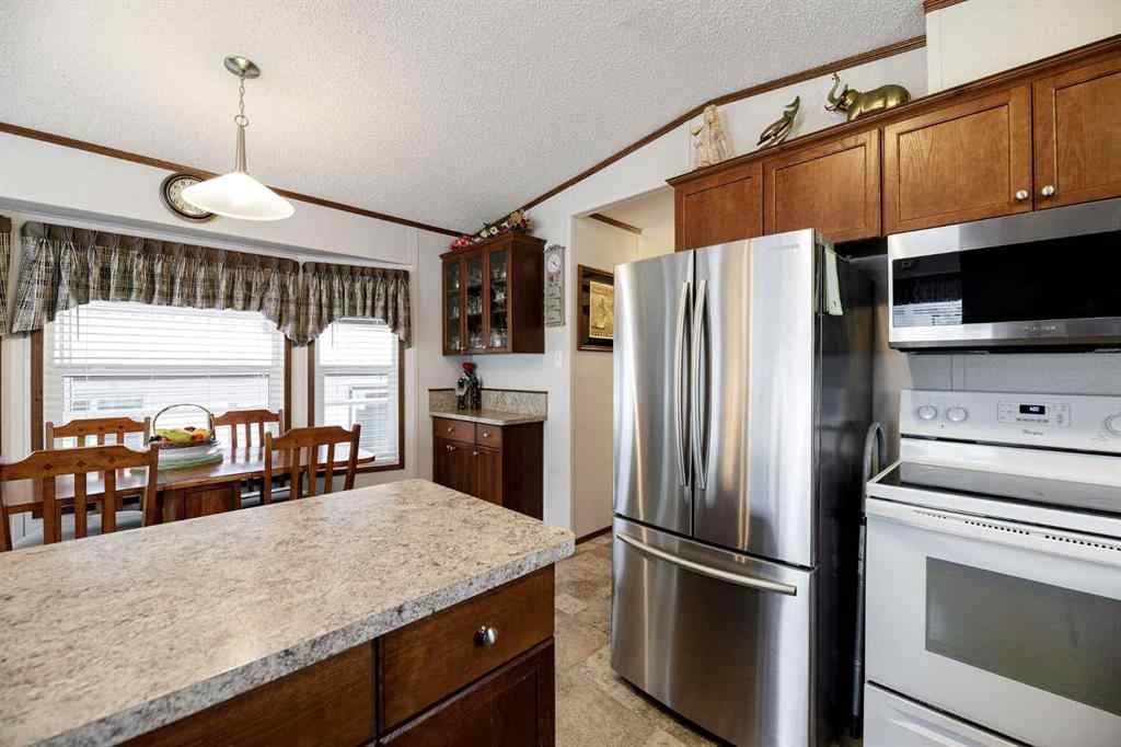 MLS® A2208928 - Unit #192 10046 Township Road 422   in Raymond Shores Rural Ponoka County, Residential