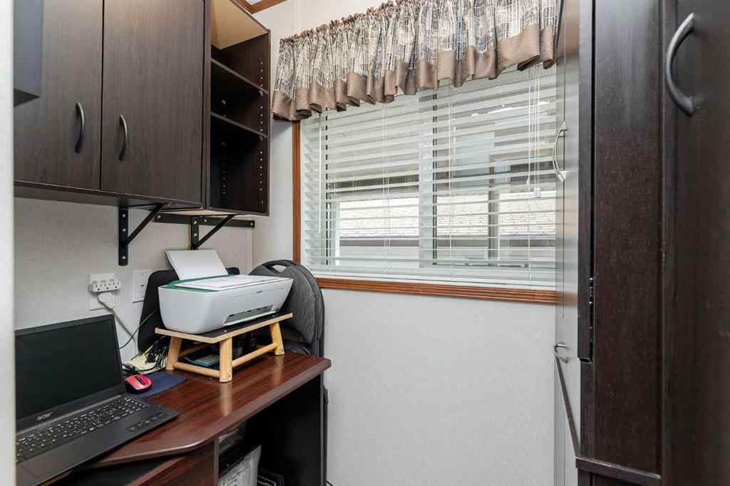 MLS® A2208928 - Unit #192 10046 Township Road 422   in Raymond Shores Rural Ponoka County, Residential