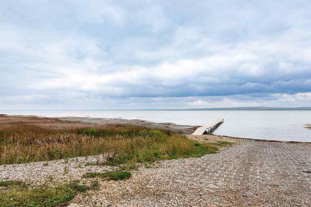 MLS® A2208928 - Unit #192 10046 Township Road 422   in Raymond Shores Rural Ponoka County, Residential