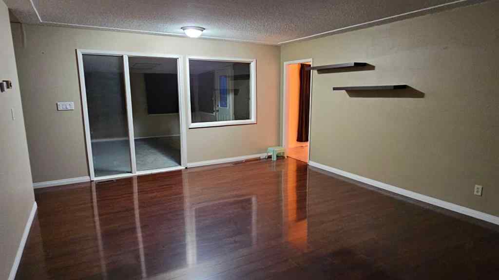 MLS® A2208930 - 5110 51 Street  in NONE Castor, Residential