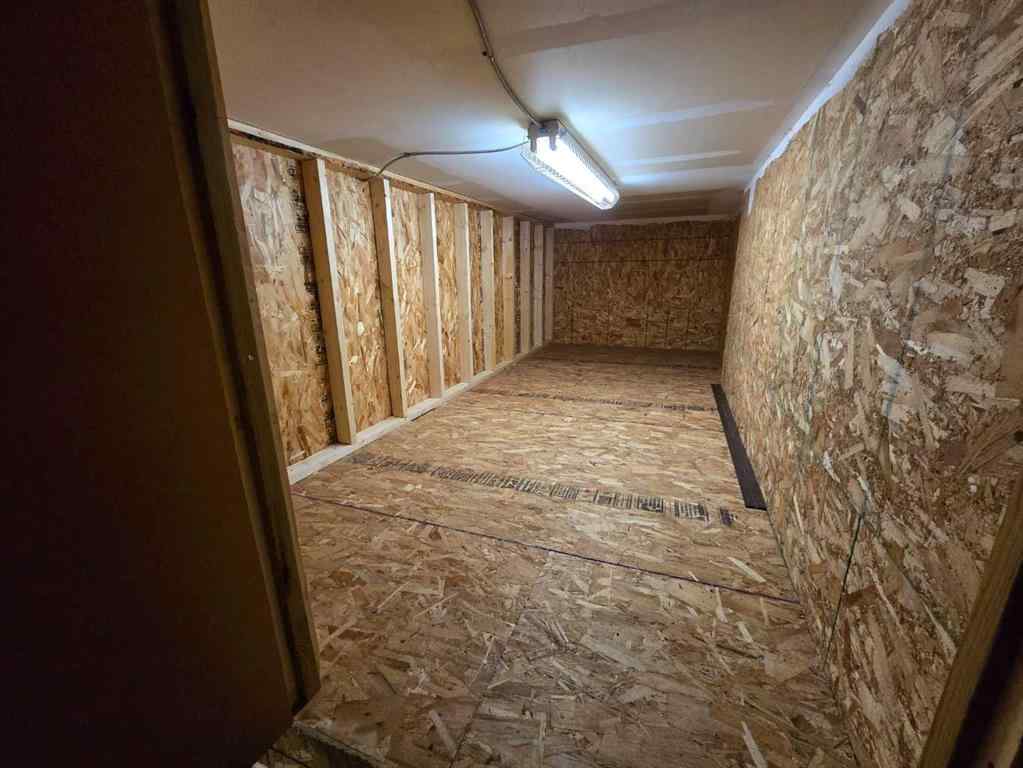 MLS® A2208949 - 207 5 Avenue NE in NONE McLennan, Residential