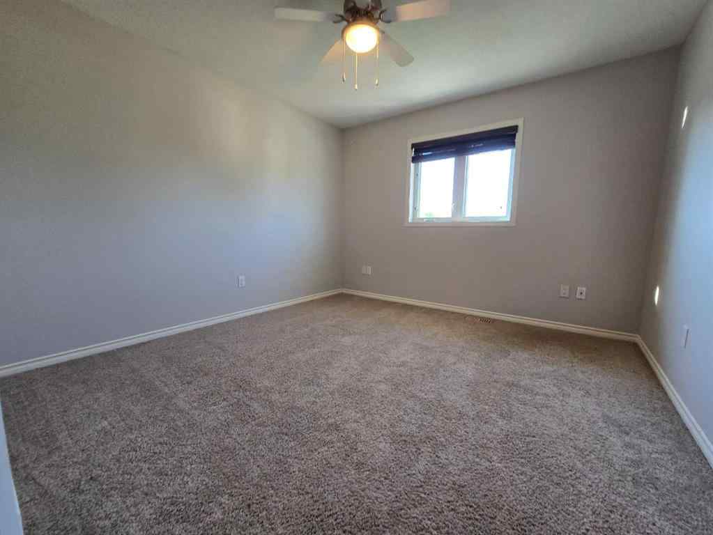 MLS® A2208949 - 207 5 Avenue NE in NONE McLennan, Residential