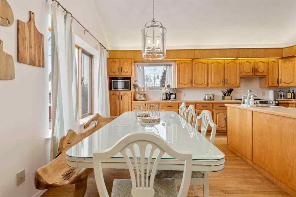 MLS® A2208992 - 17 Jarvis Bay Drive  in NONE Sylvan Lake, Residential