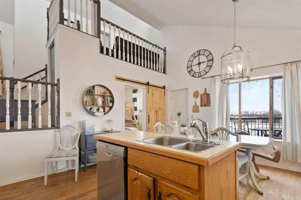 MLS® A2208992 - 17 Jarvis Bay Drive  in NONE Sylvan Lake, Residential