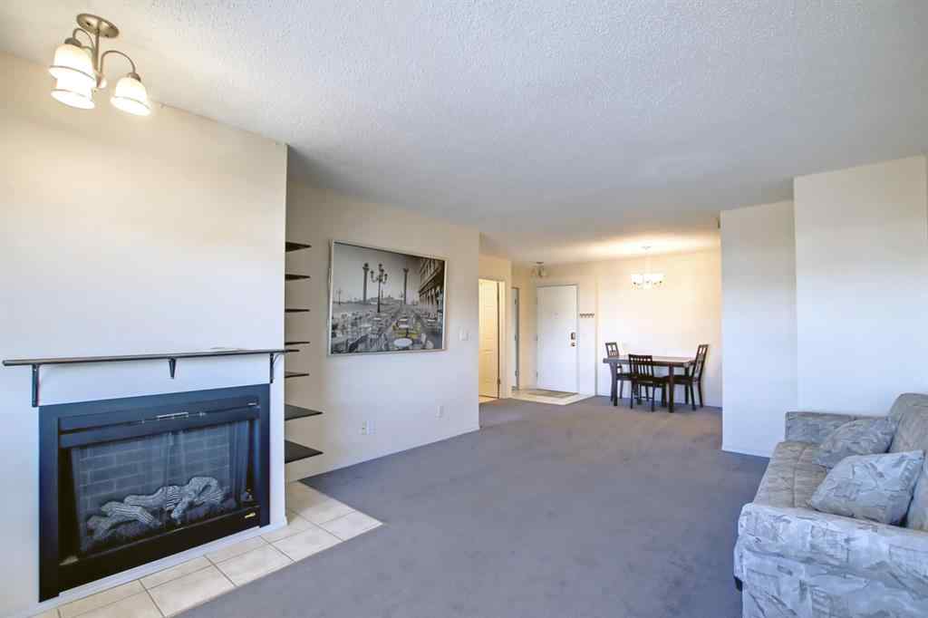 MLS® A2209030 - Unit #404 3727 42 Street NW in Varsity Calgary, Residential
