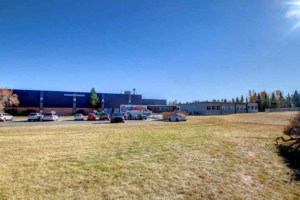 MLS® A2209030 - Unit #404 3727 42 Street NW in Varsity Calgary, Residential