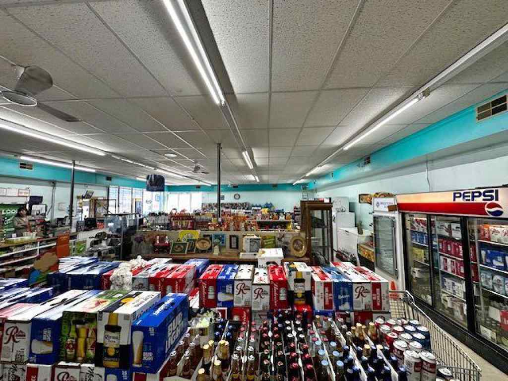 MLS® A2209104 - 604 1 Street S in NONE Grassy Lake, Commercial