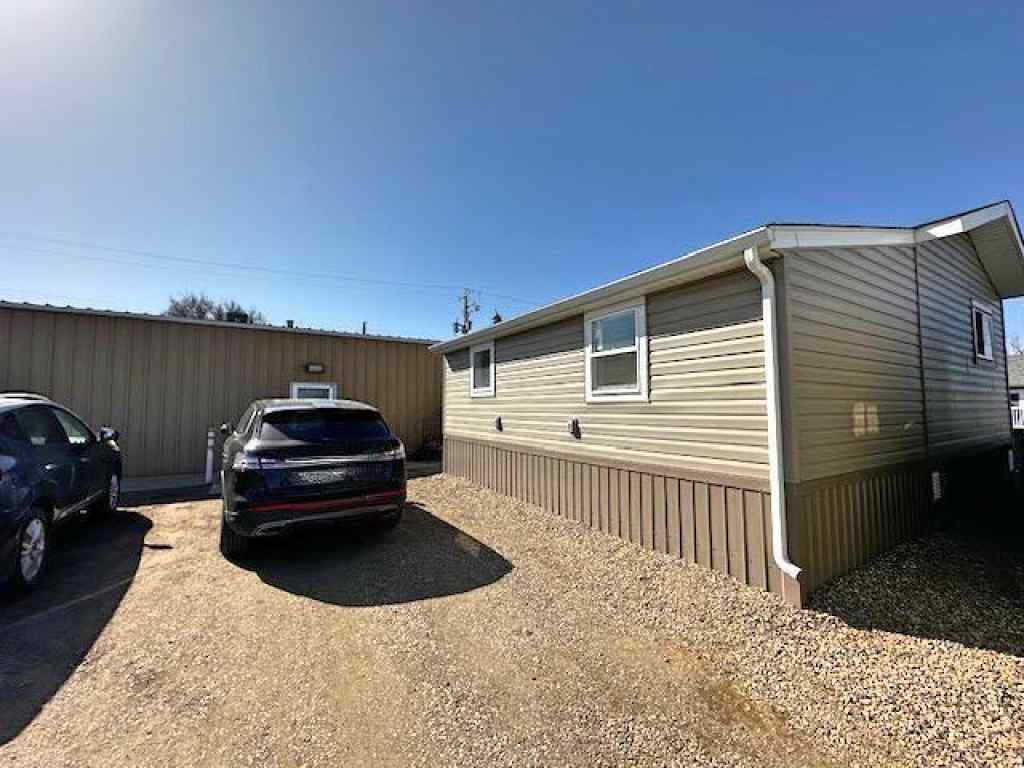 MLS® A2209104 - 604 1 Street S in NONE Grassy Lake, Commercial