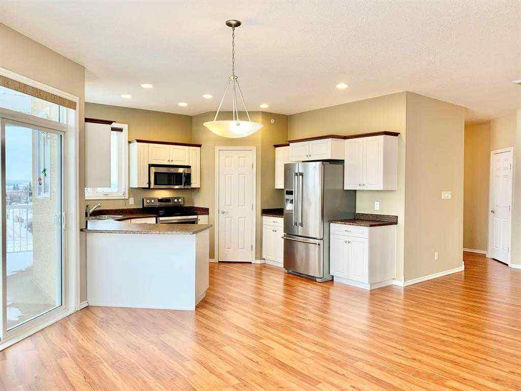 MLS® A2209286 - Unit #310 10212 101 Street  in Lac La Biche Lac La Biche, Residential