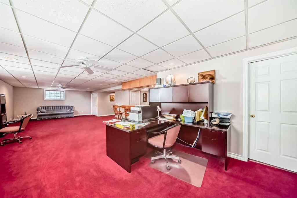 MLS® A2209299 - 8 Signature Point SW in Signal Hill Calgary, Residential
