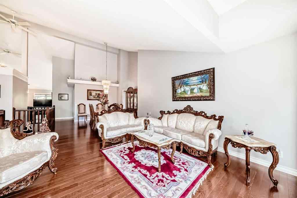 MLS® A2209299 - 8 Signature Point SW in Signal Hill Calgary, Residential