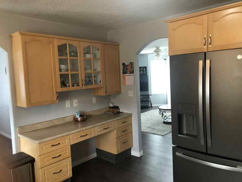 MLS® A2209302 - 105 Parker Place  in Thompson Lake Hinton, Residential