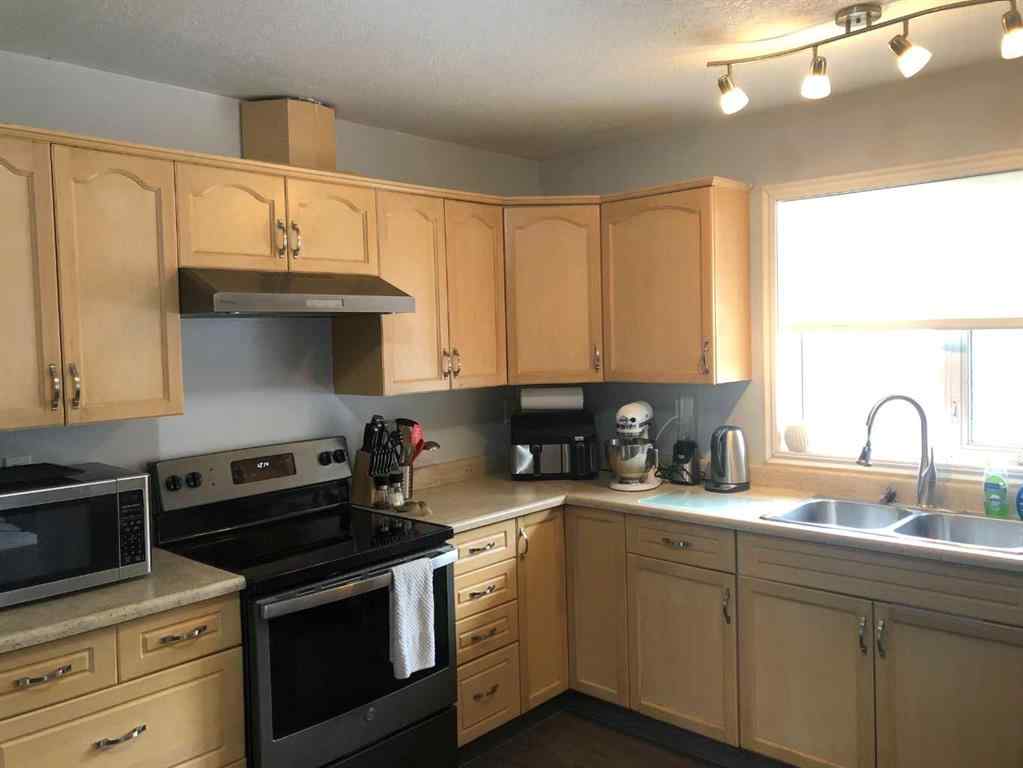 MLS® A2209302 - 105 Parker Place  in Thompson Lake Hinton, Residential