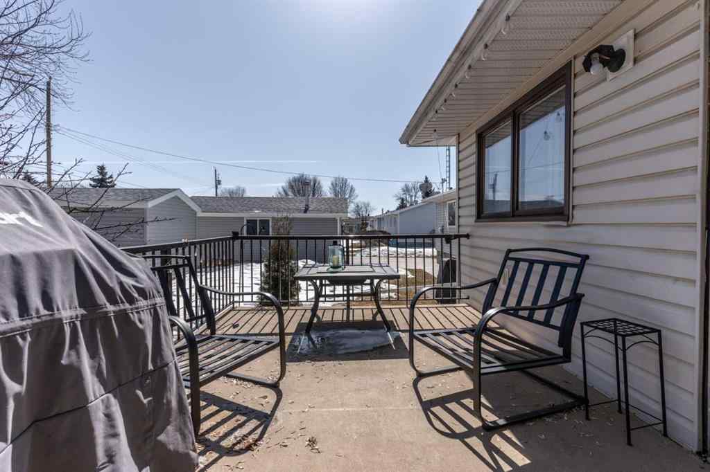 MLS® A2209314 - 5037 53 Street  in Daysland Daysland, Residential