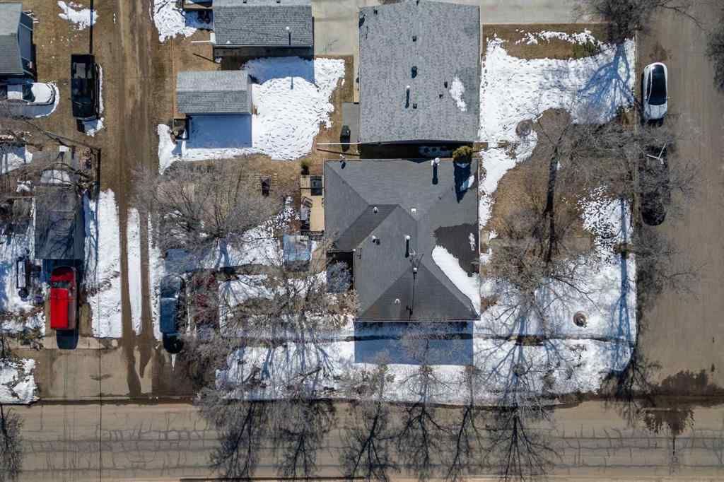 MLS® A2209314 - 5037 53 Street  in Daysland Daysland, Residential