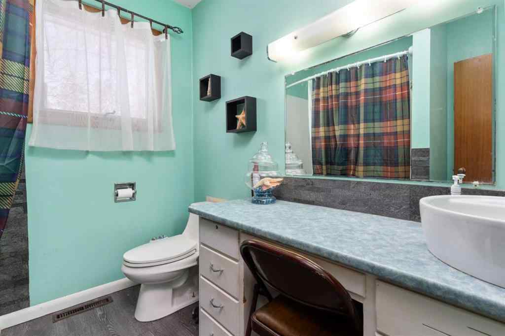 MLS® A2209314 - 5037 53 Street  in Daysland Daysland, Residential