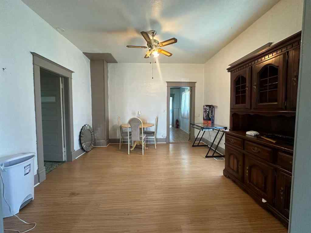 MLS® A2209329 - 4916 48 Street  in Hardisty Hardisty, Residential