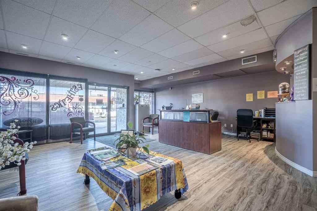 MLS® A2209340 - 5017 50 Street  in Central Business District Lloydminster, Commercial