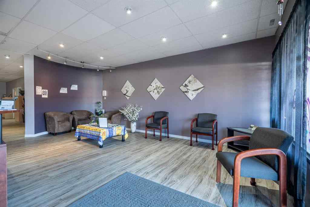 MLS® A2209340 - 5017 50 Street  in Central Business District Lloydminster, Commercial