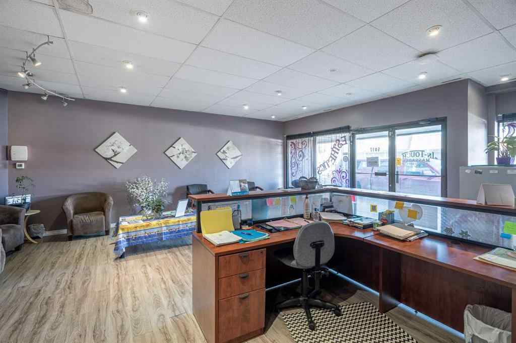 MLS® A2209340 - 5017 50 Street  in Central Business District Lloydminster, Commercial