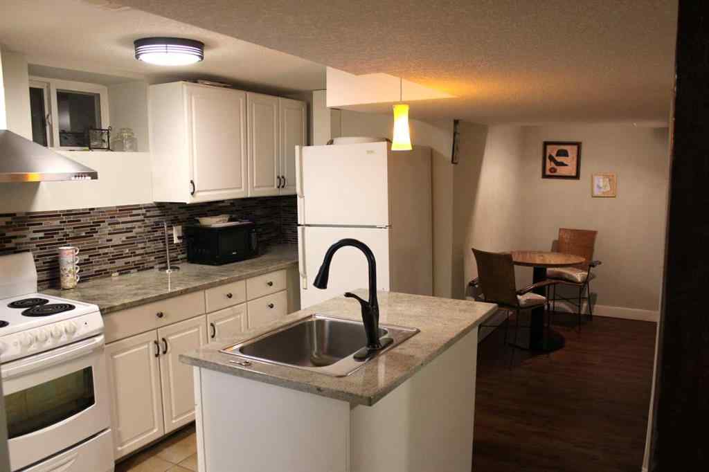 MLS® A2209355 - 1638 15 Avenue SW in Sunalta Calgary, Residential