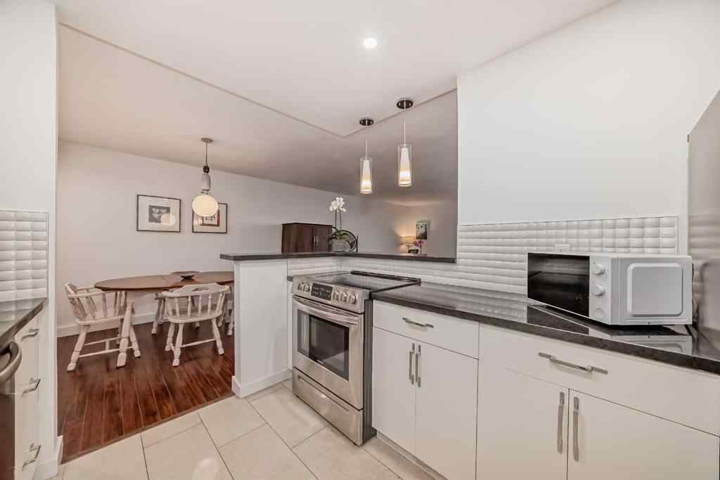 MLS® A2209379 - Unit #4B 133 25 Avenue SW in Mission Calgary, Residential