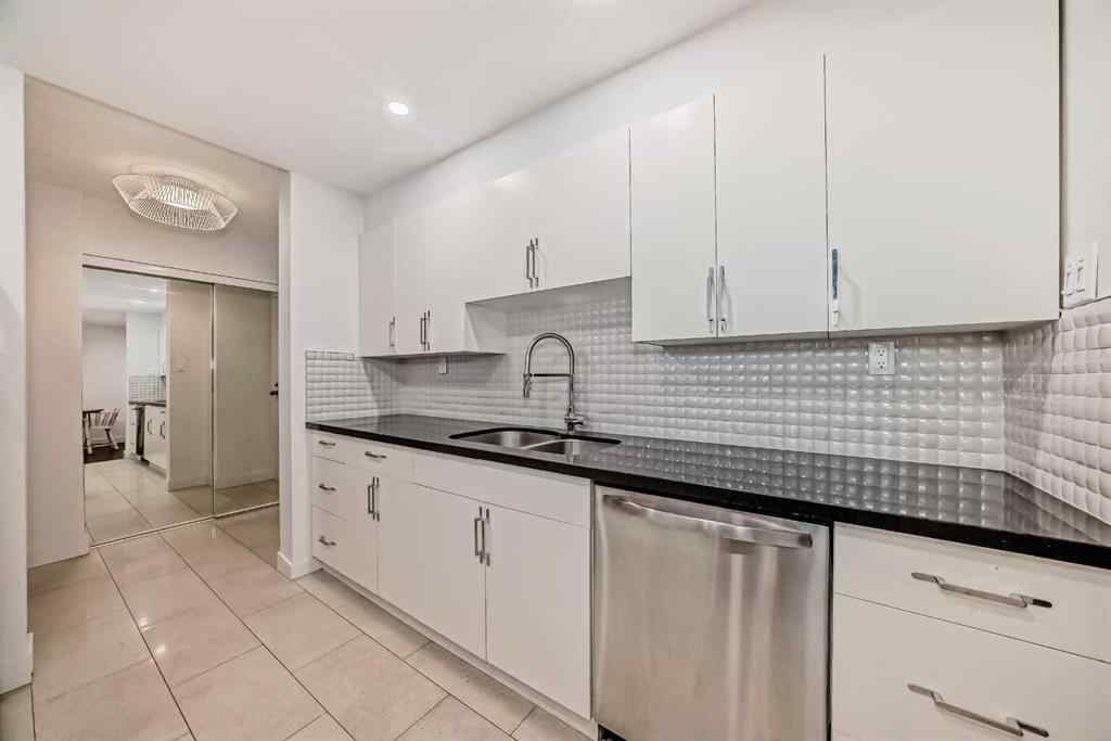 MLS® A2209379 - Unit #4B 133 25 Avenue SW in Mission Calgary, Residential