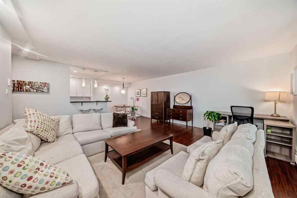 MLS® A2209379 - Unit #4B 133 25 Avenue SW in Mission Calgary, Residential