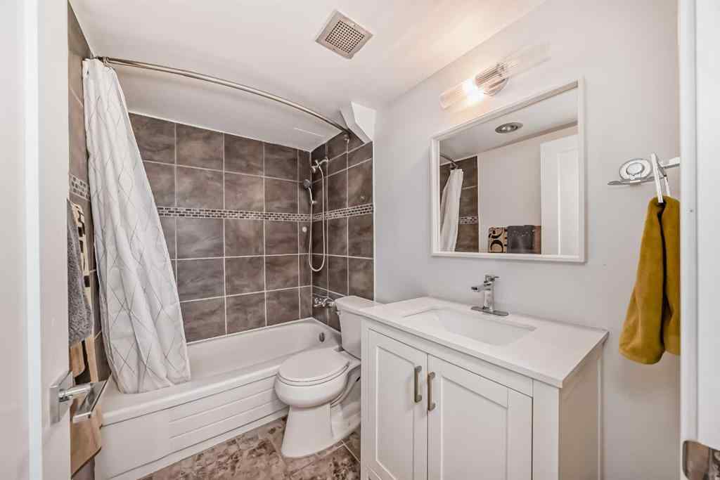 MLS® A2209379 - Unit #4B 133 25 Avenue SW in Mission Calgary, Residential